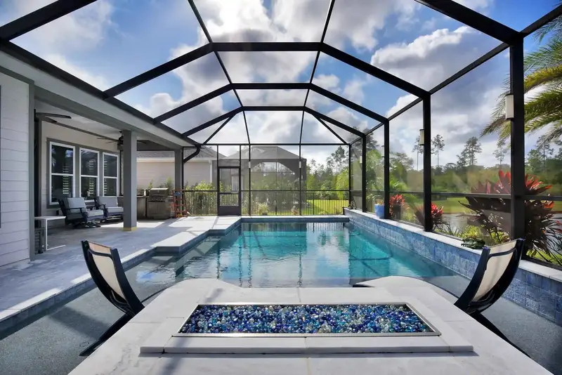 Pool cage construction